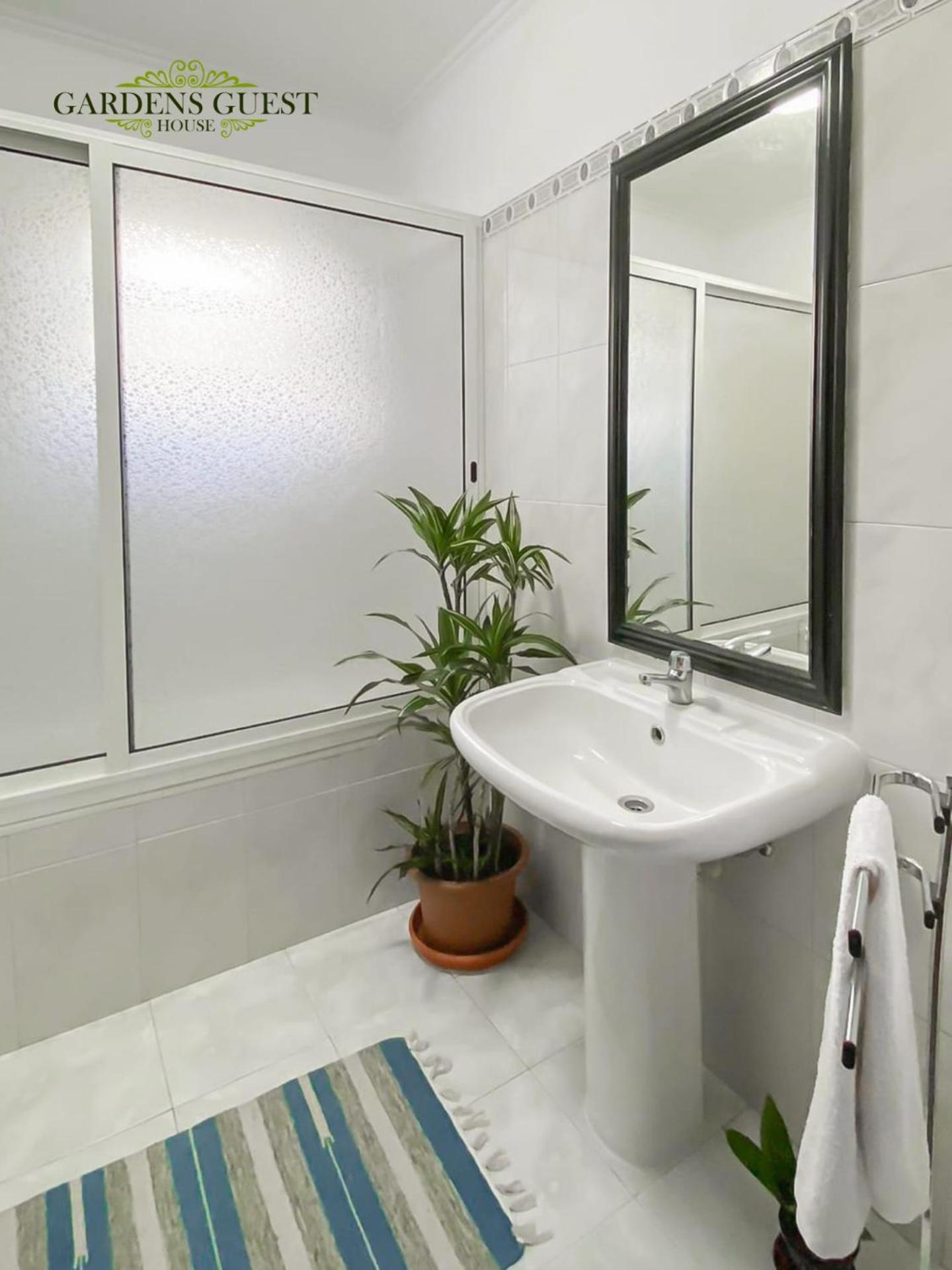 Gardens Guest House Sao Vicente  Phòng bức ảnh