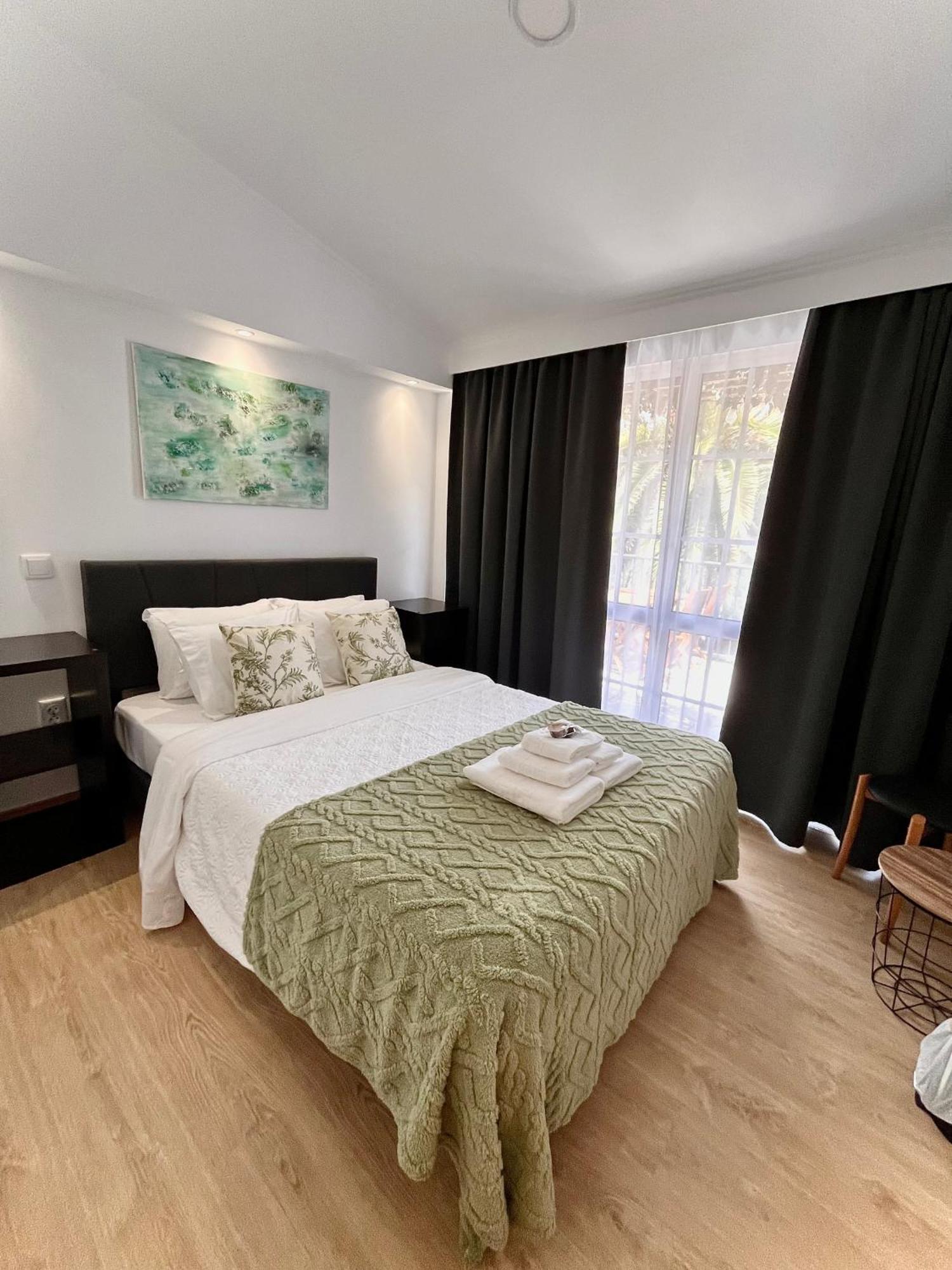 Gardens Guest House Sao Vicente  Phòng bức ảnh