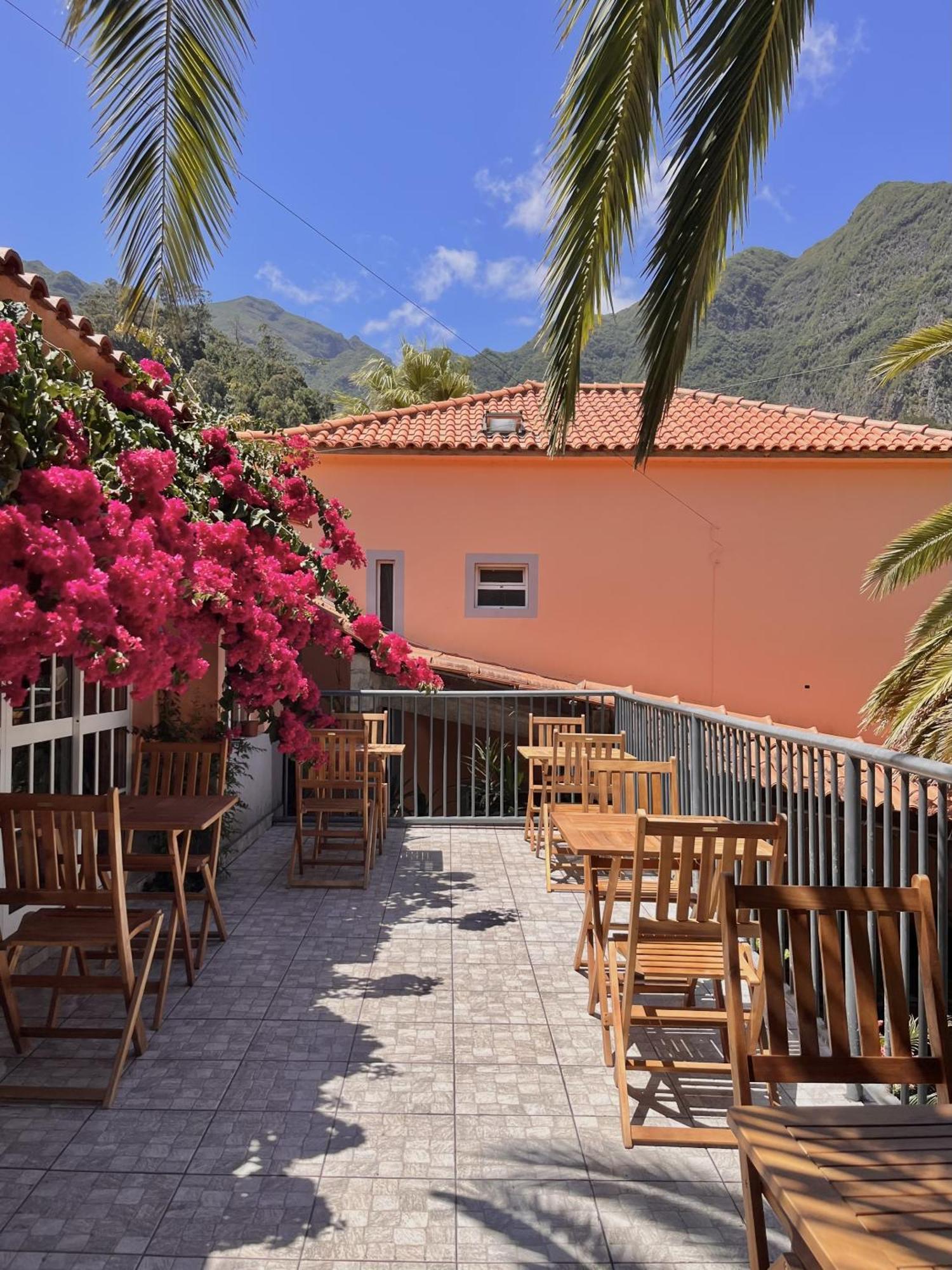Gardens Guest House Sao Vicente  Ngoại thất bức ảnh